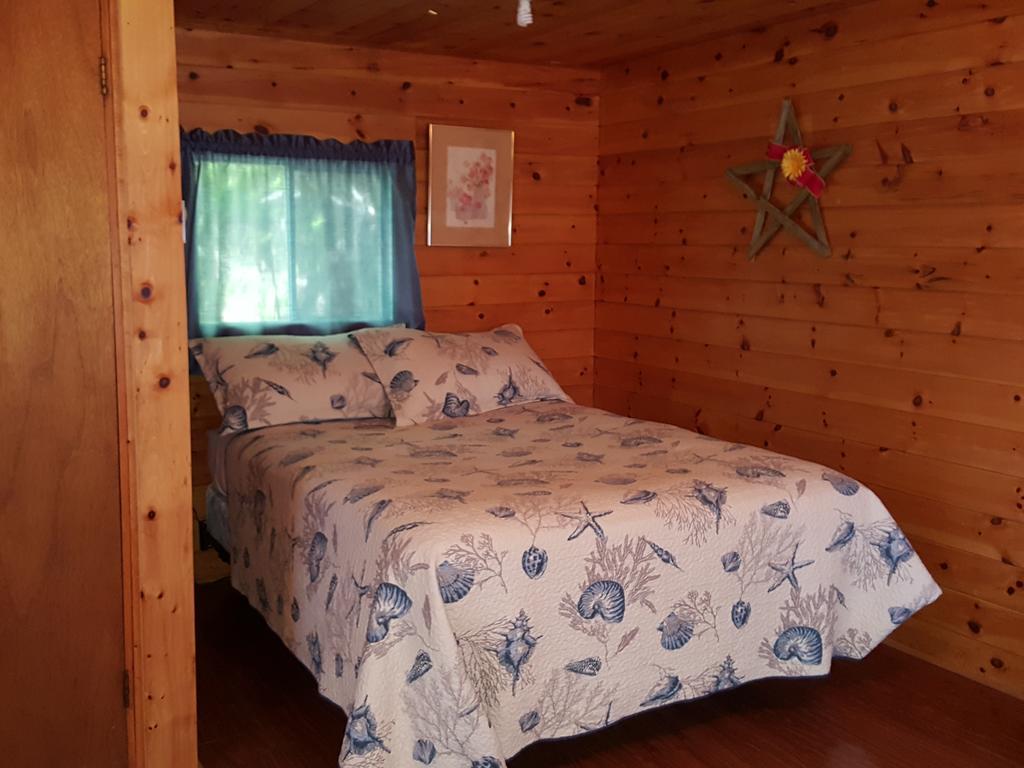 Red Lodge Resort Little Current Quarto foto