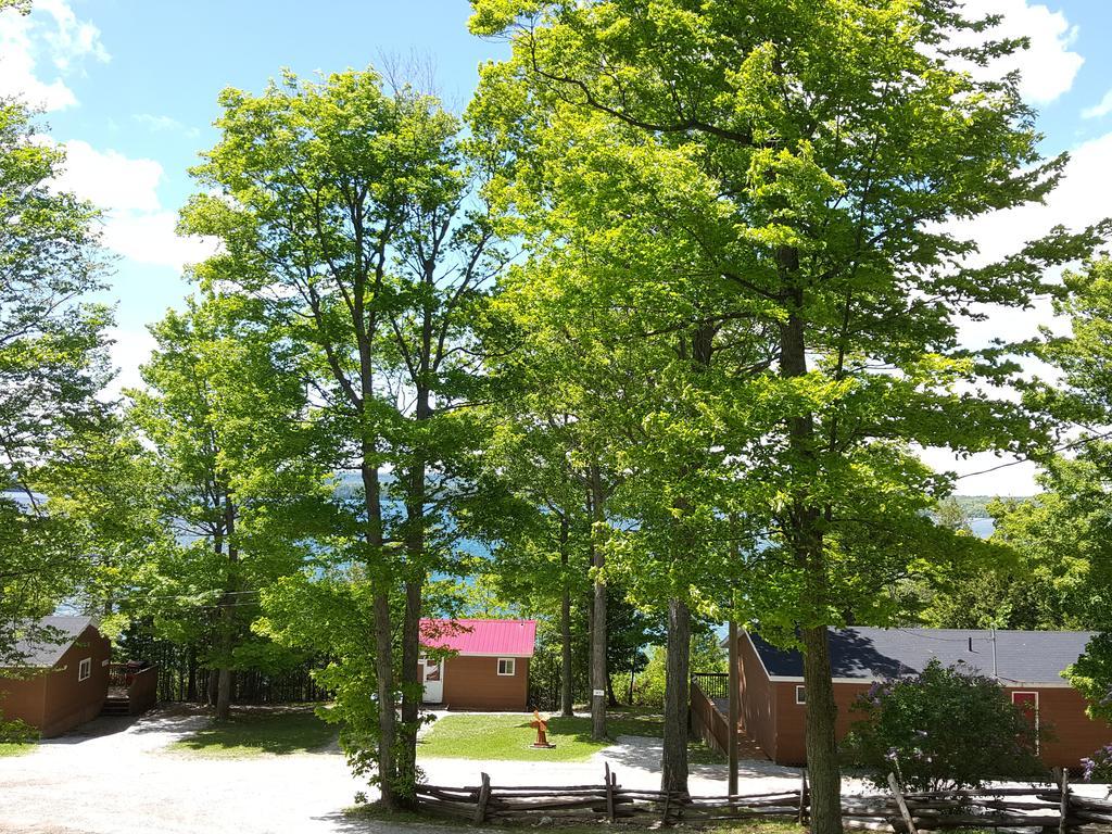Red Lodge Resort Little Current Quarto foto